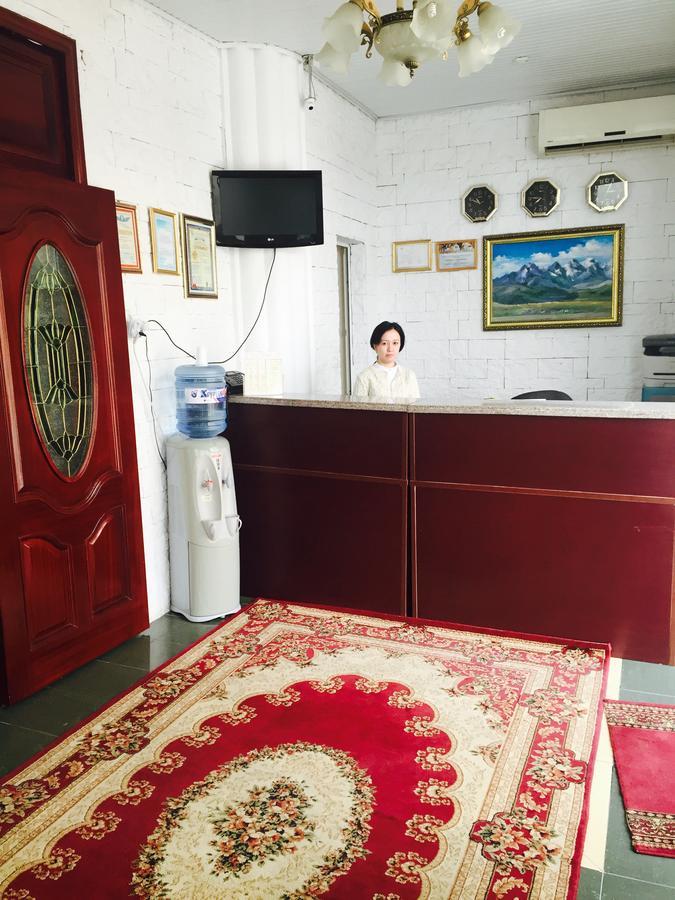 Hotel Ark Ms Taraz Eksteriør bilde