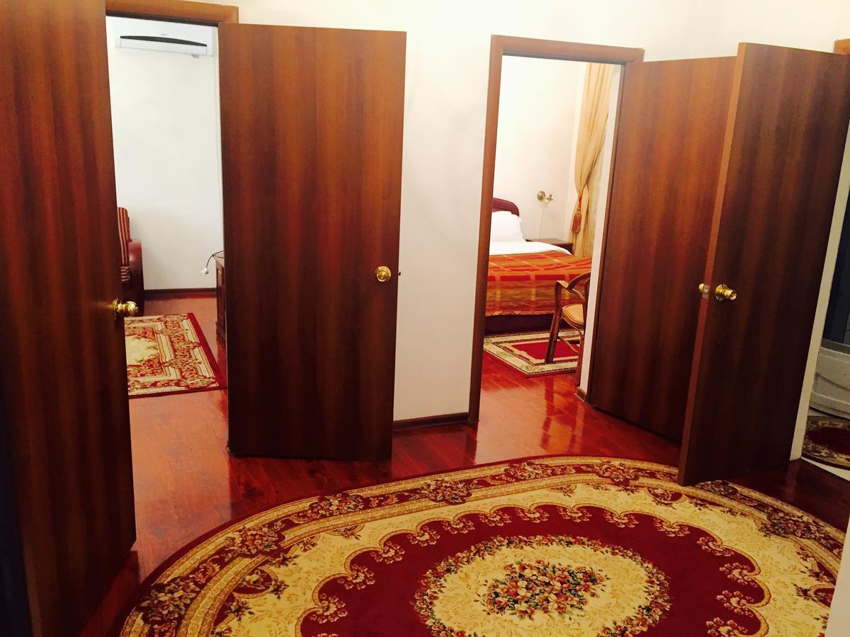 Hotel Ark Ms Taraz Eksteriør bilde