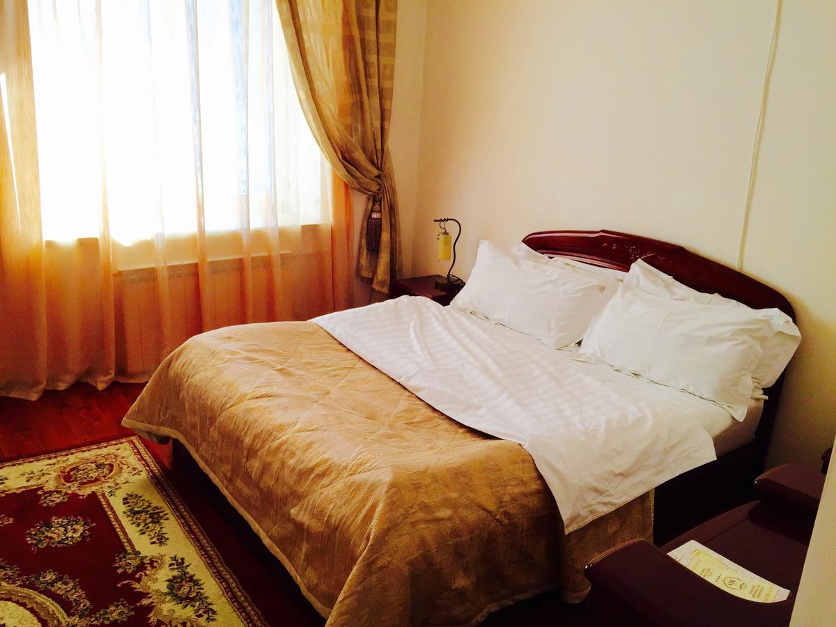 Hotel Ark Ms Taraz Eksteriør bilde