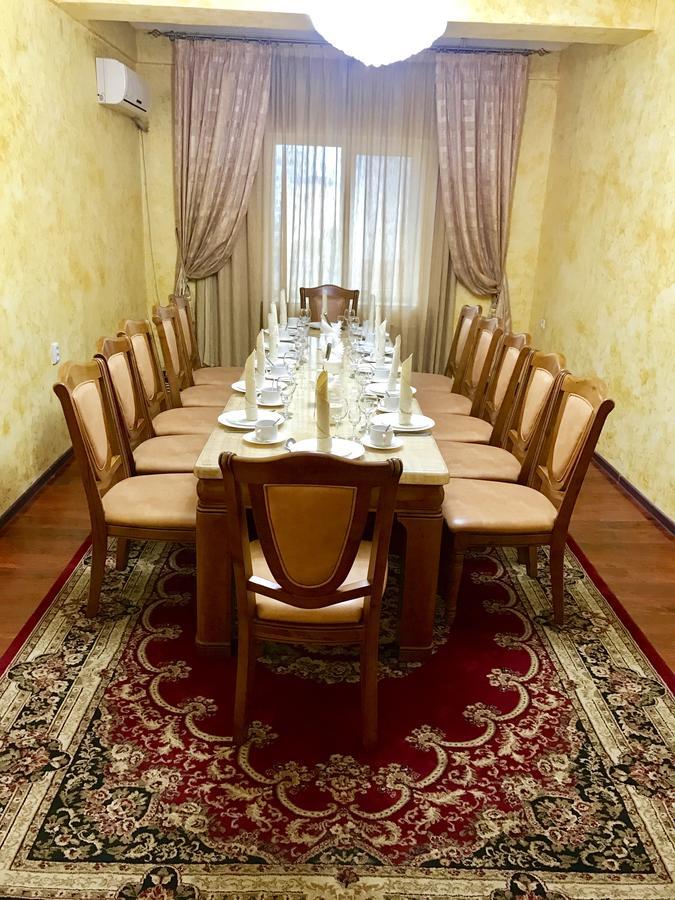 Hotel Ark Ms Taraz Eksteriør bilde